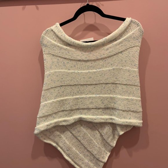 Knitted Poncho - Picture 2 of 2